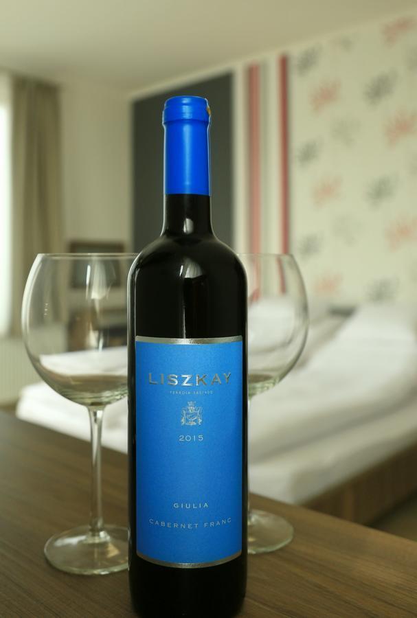 バヤ Sugo Panzio Bed & Breakfast エクステリア 写真