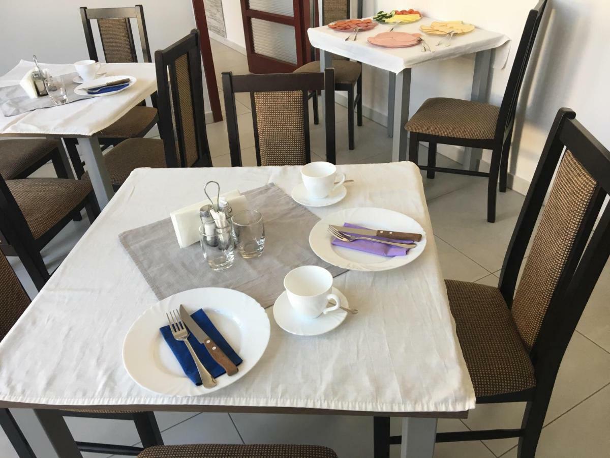 バヤ Sugo Panzio Bed & Breakfast エクステリア 写真